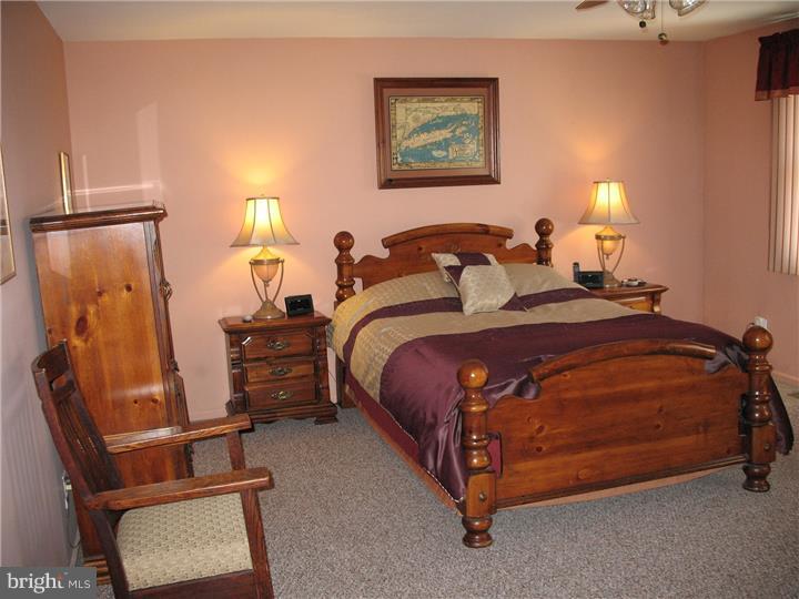 21 Creek Road Sewell, NJ 08080 - Photo 14 of 25 Bedroom - Main