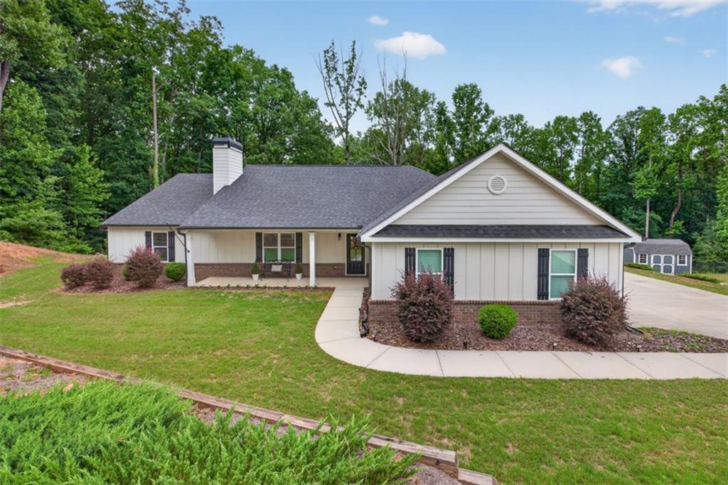 561 Oconee Lane Commerce, GA 30529 - Photo 3 of 52