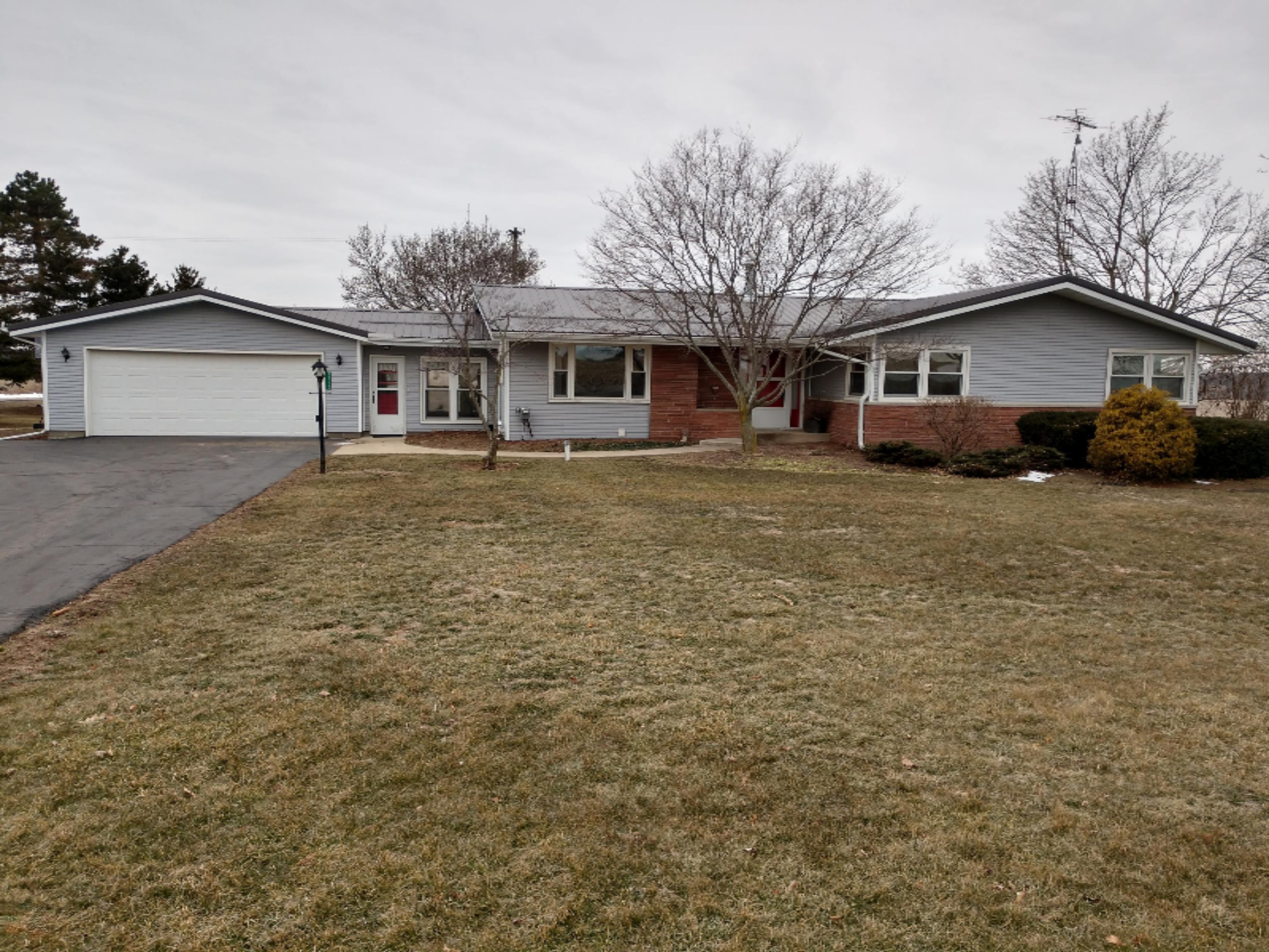 11000 Rainey Road Litchfield, MI 49252 - Photo 1 of 38 Front