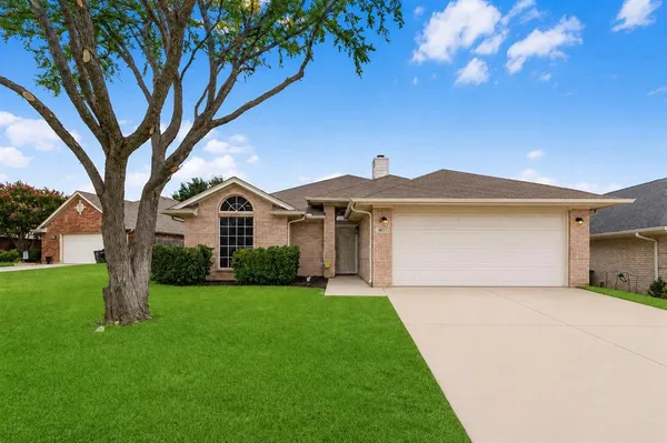 $324,990 | 4857 Eagle Trace Drive, Fort Worth, TX 76244