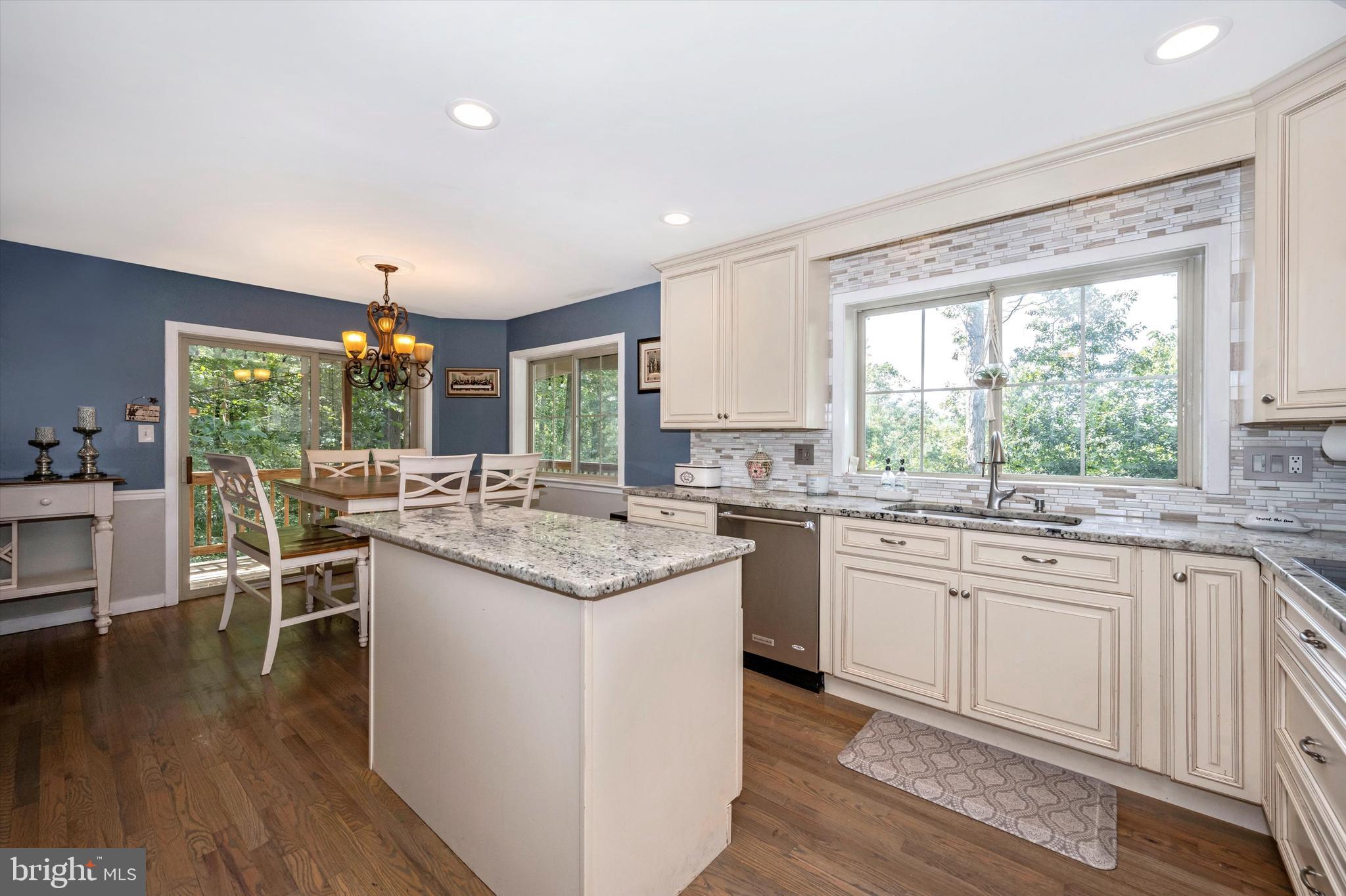 6604 West Lakeridge Road New Market, MD 21774 - Photo 11 of 56