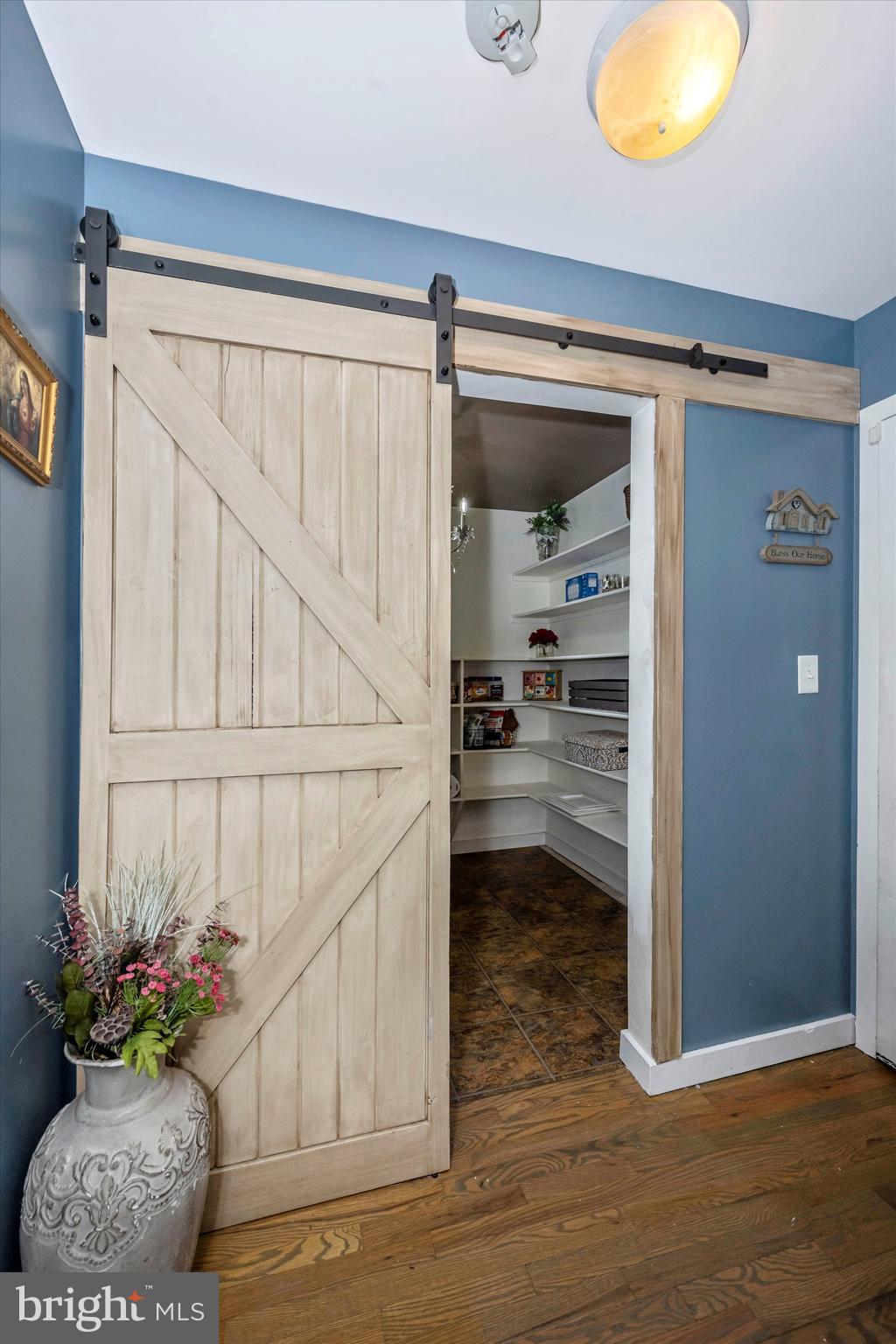 6604 West Lakeridge Road New Market, MD 21774 - Photo 17 of 56