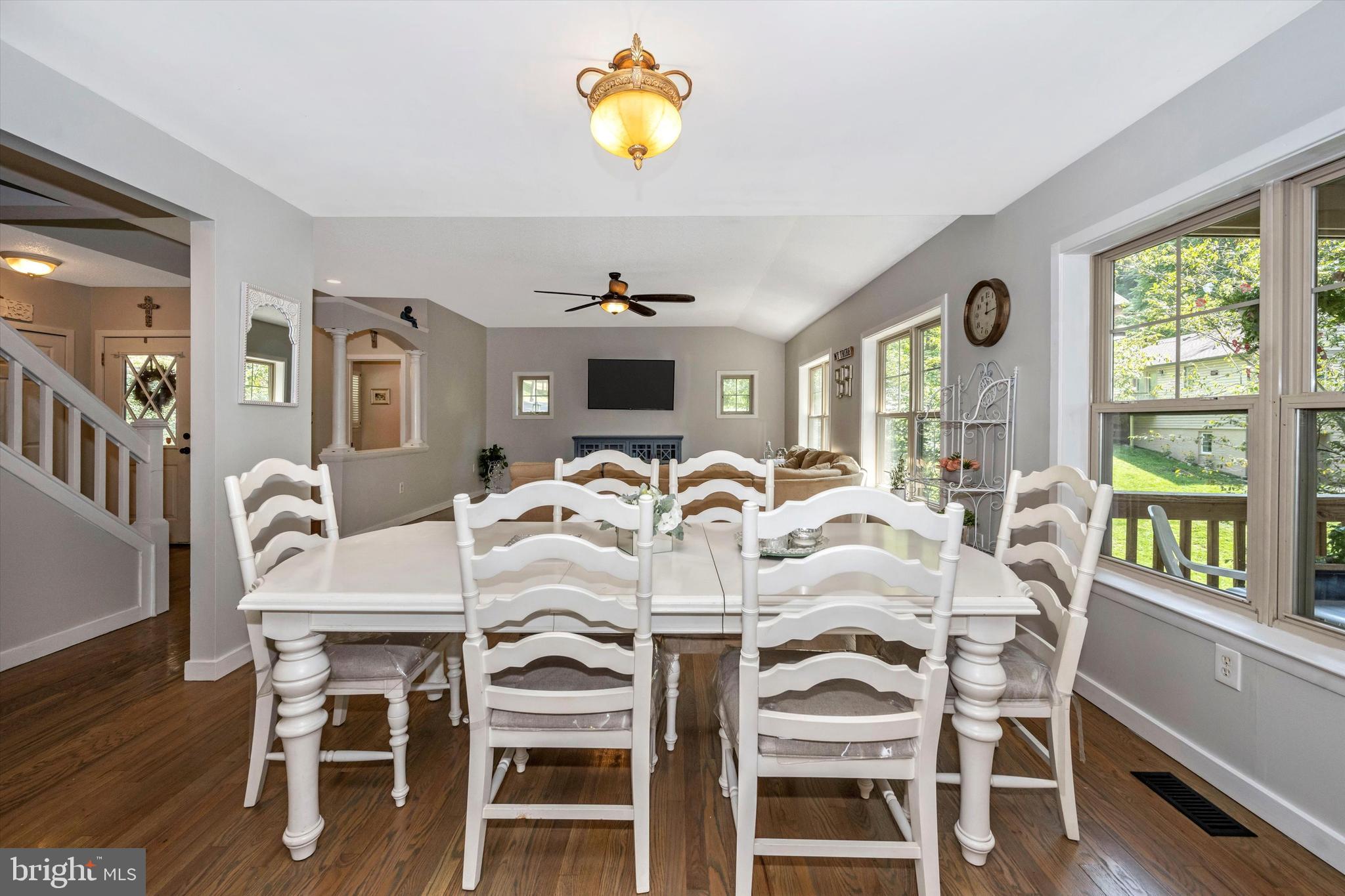 6604 West Lakeridge Road New Market, MD 21774 - Photo 9 of 56