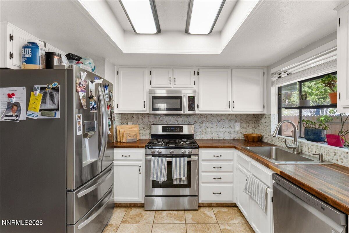 5829 Coyote Ridge Road Reno, NV 89523 - Photo 9 of 35 09-DR209978