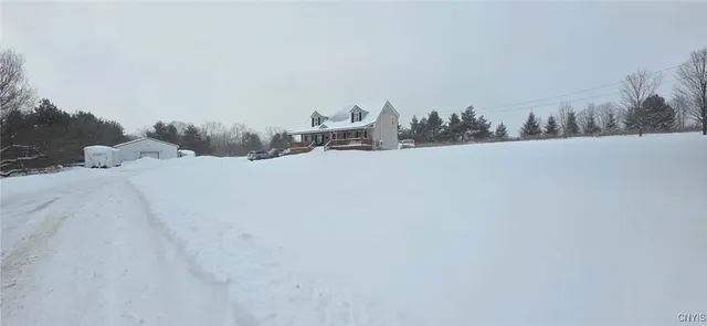 $325,000 | 3541 Preston Road, Solon, NY 13040