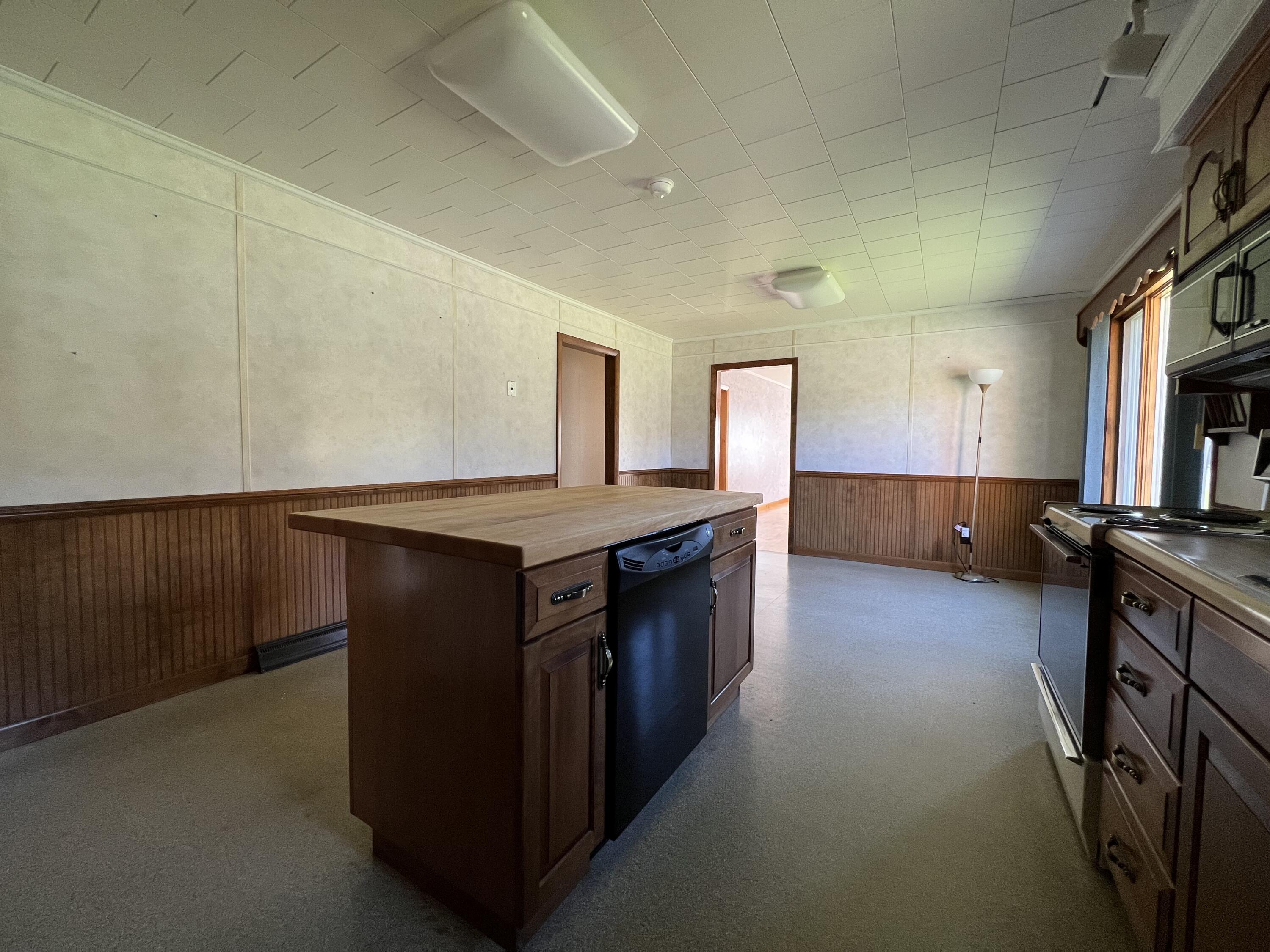 291 Presque Isle Road Mars Hill, ME 04758 - Photo 31 of 89 Kitchen