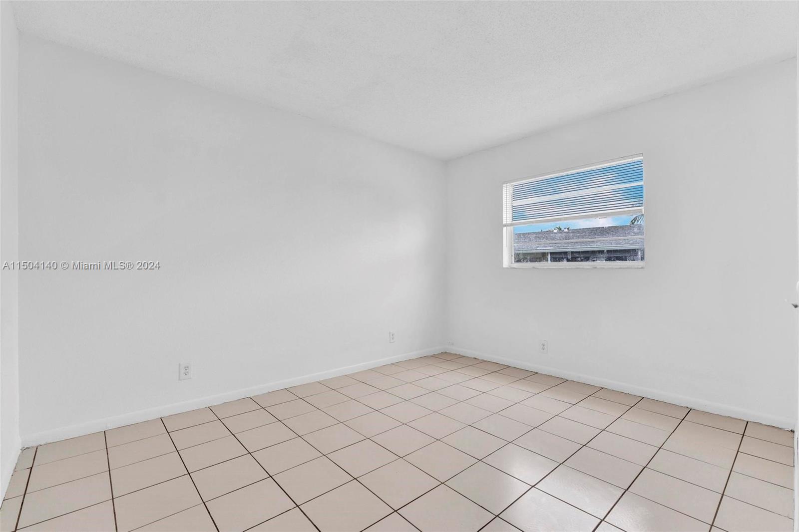 241 Southeast 9th Avenue, Unit 208 Pompano Beach, FL 33060 - Photo 18 of 42 Gallery Image 18