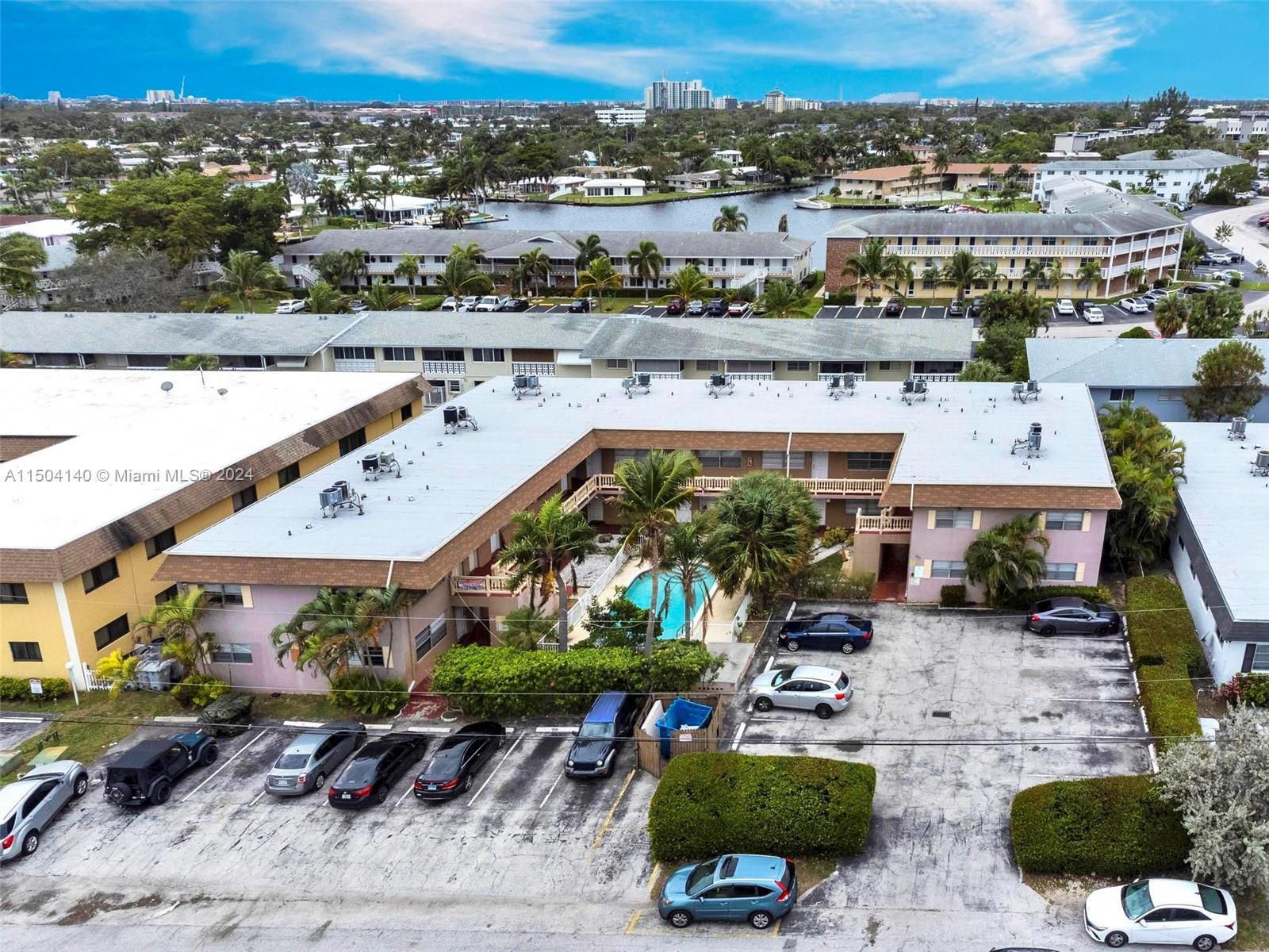 241 Southeast 9th Avenue, Unit 208 Pompano Beach, FL 33060 - Photo 33 of 42 Gallery Image 33