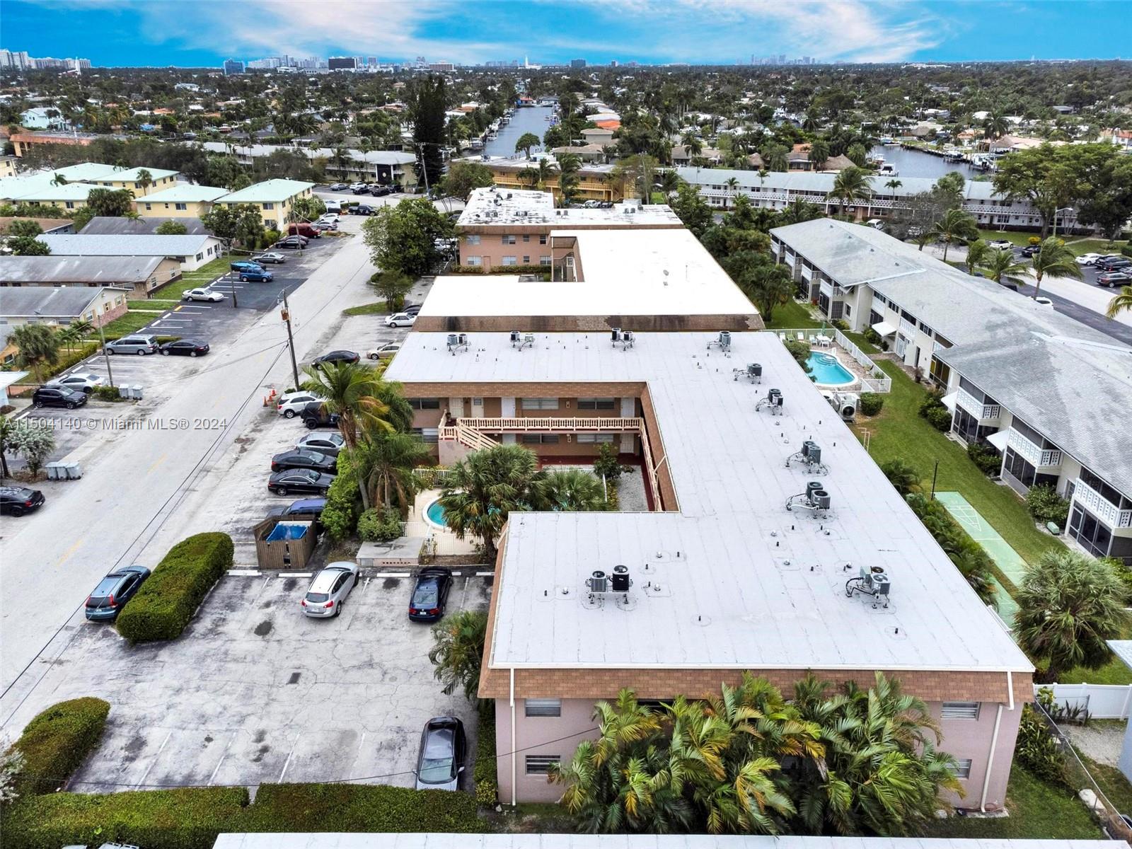 241 Southeast 9th Avenue, Unit 208 Pompano Beach, FL 33060 - Photo 34 of 42 Gallery Image 34