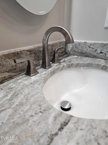 $498,000 | 737 Pasture Rdg Road, Piney Flats, TN 37686