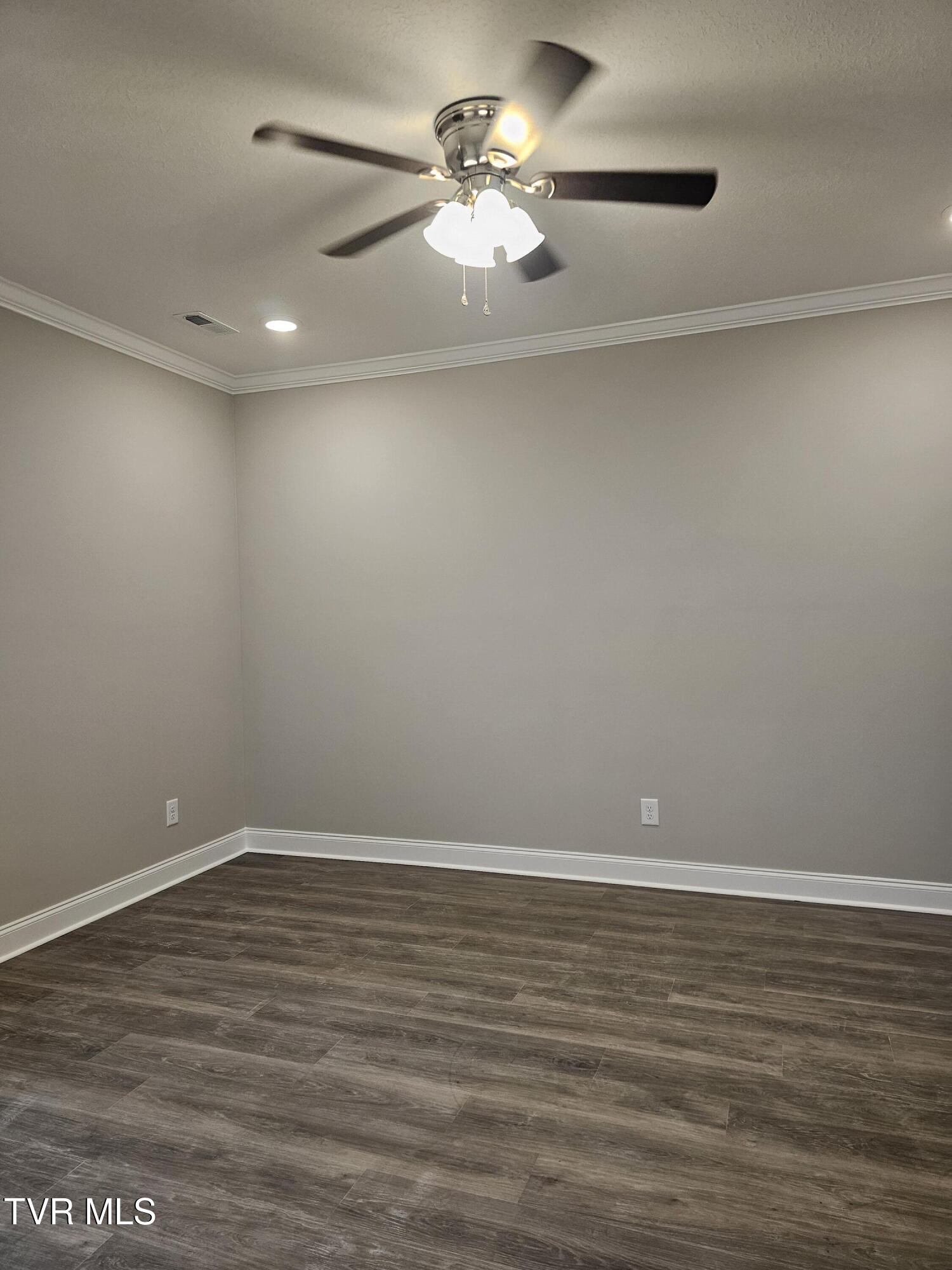 737 Pasture Rdg Road Piney Flats, TN 37686 - Photo 17 of 23 1000021278