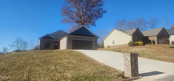 $498,000 | 737 Pasture Rdg Road, Piney Flats, TN 37686