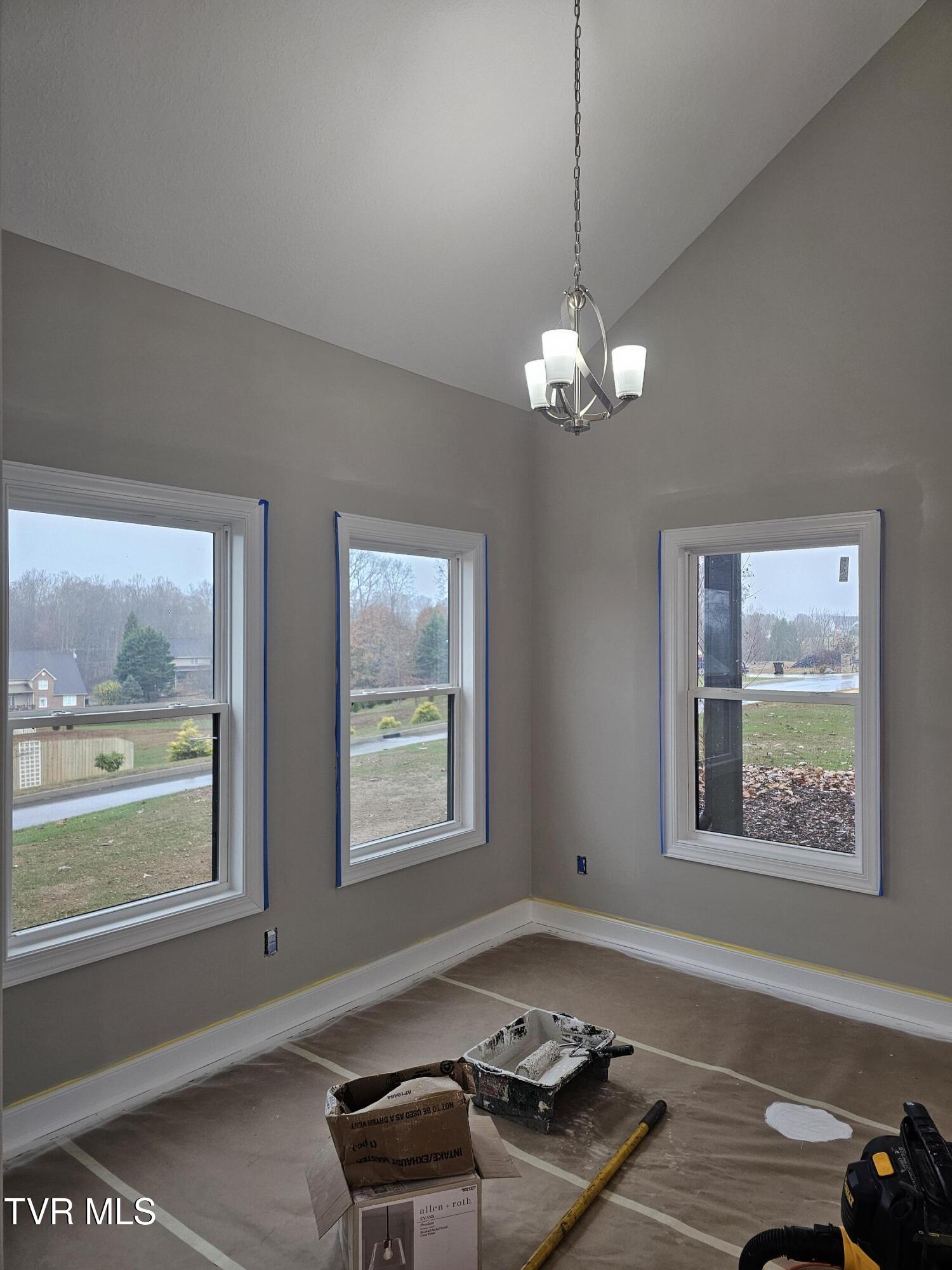 737 Pasture Rdg Road Piney Flats, TN 37686 - Photo 9 of 23 1000021261