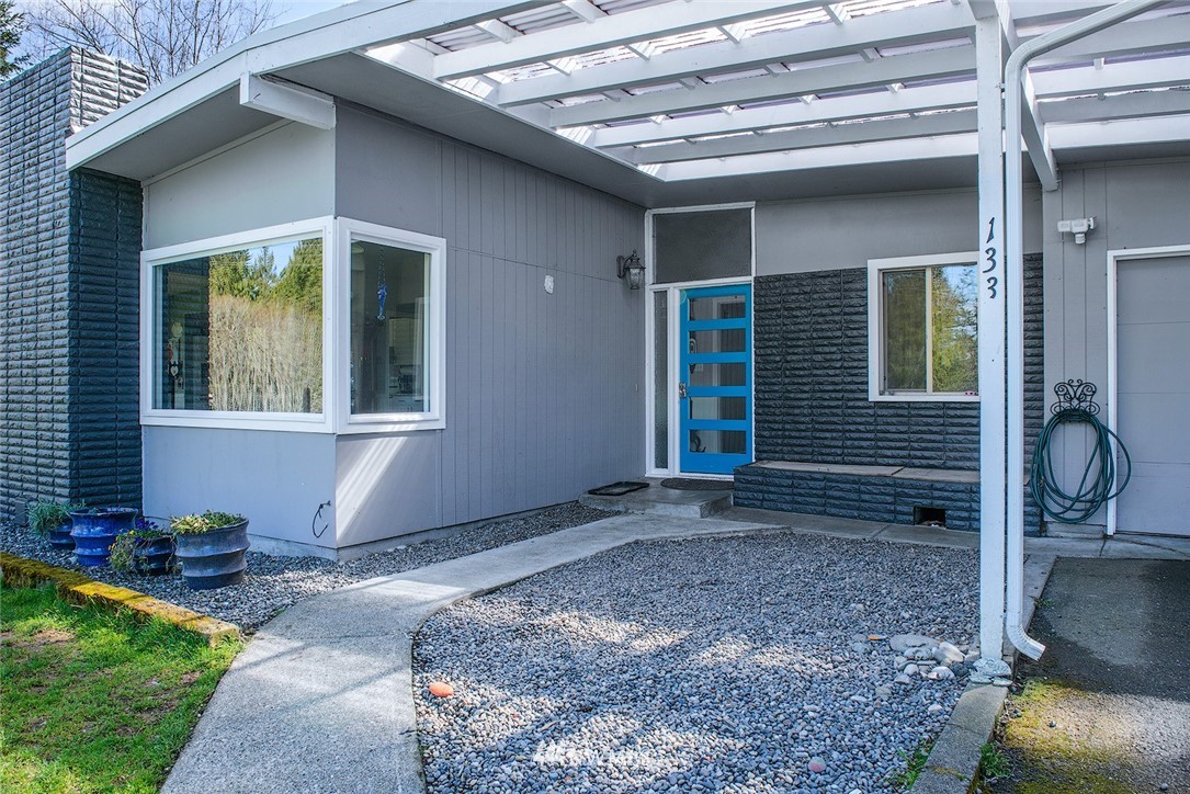 133 Hansen Road Port Angeles, WA 98363 - Photo 2 of 27