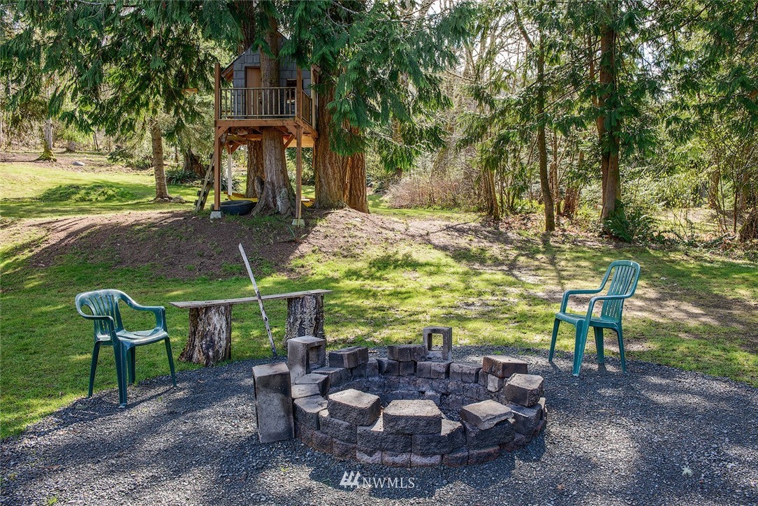 133 Hansen Road Port Angeles, WA 98363 - Photo 21 of 27