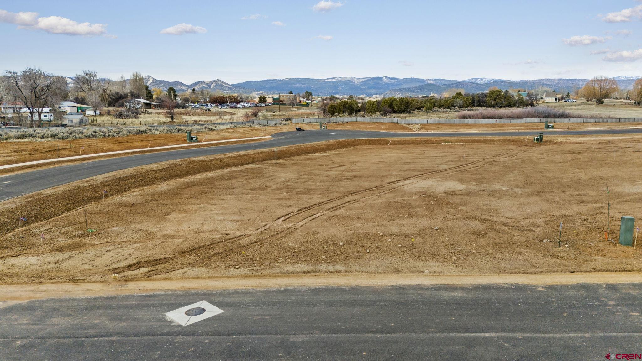 152 Cielo Way Durango, CO 81303 - Photo 4 of 31 a view of an ocean and city