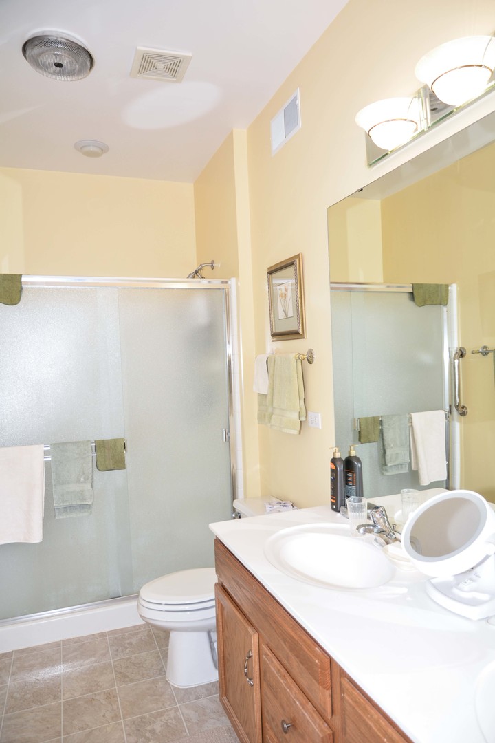 13913 Chanwahon Road Huntley, IL 60142 - Photo 11 of 15 Gallery Image 11