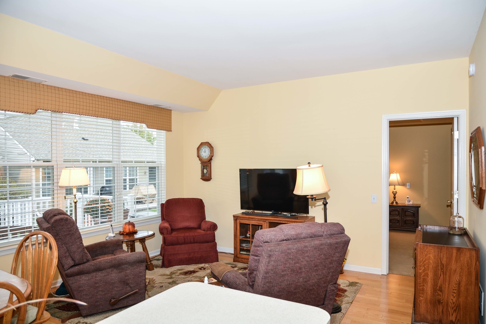 13913 Chanwahon Road Huntley, IL 60142 - Photo 8 of 15 Gallery Image 8
