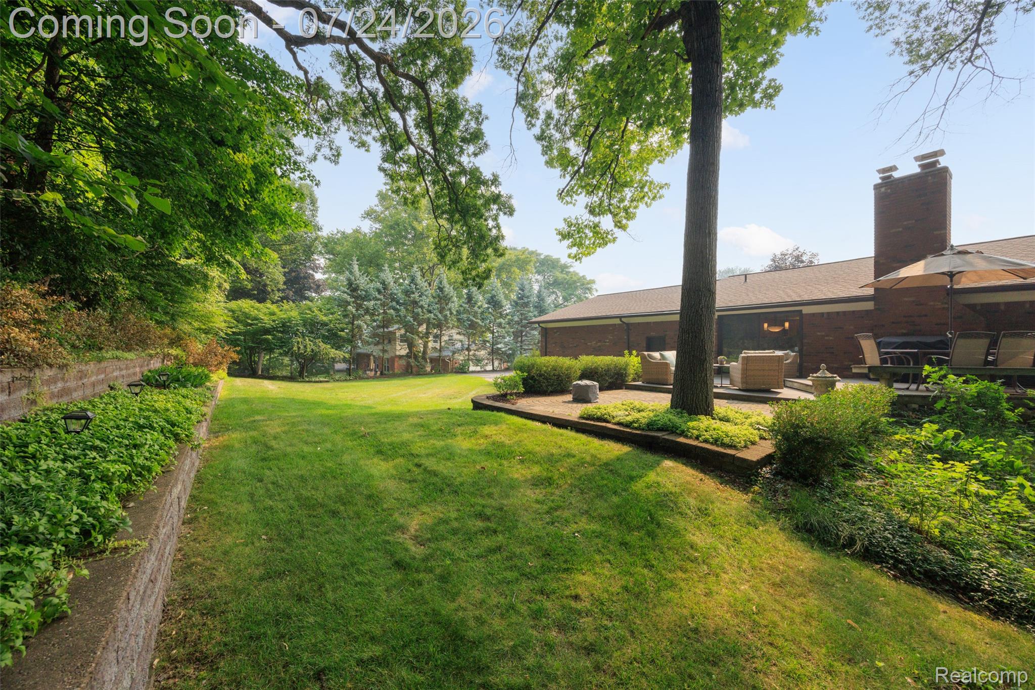 344 Shagbark Drive Rochester, MI 48309 - Photo 36 of 42 344 Shagbark 46.jpg
