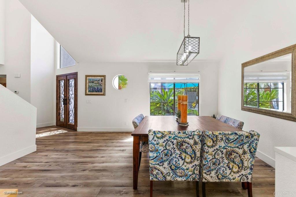 1618 Buttercup Road Encinitas, CA 92024 - Photo 7 of 33 a living room with furniture