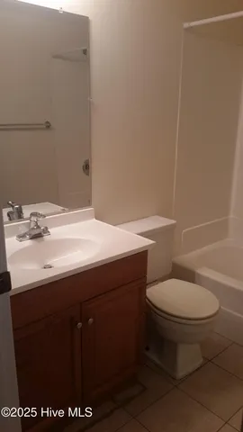 $1,025 | 4437 Holly Tree Road, Wilmington, NC 28412