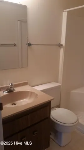 $1,025 | 4437 Holly Tree Road, Wilmington, NC 28412