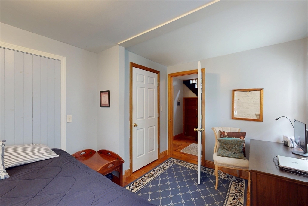 42 Water Street Northampton, MA 01053 - Photo 20 of 35