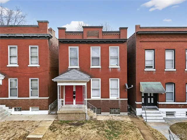 $139,999 | 4308 Nebraska Avenue, St. Louis, MO 63111