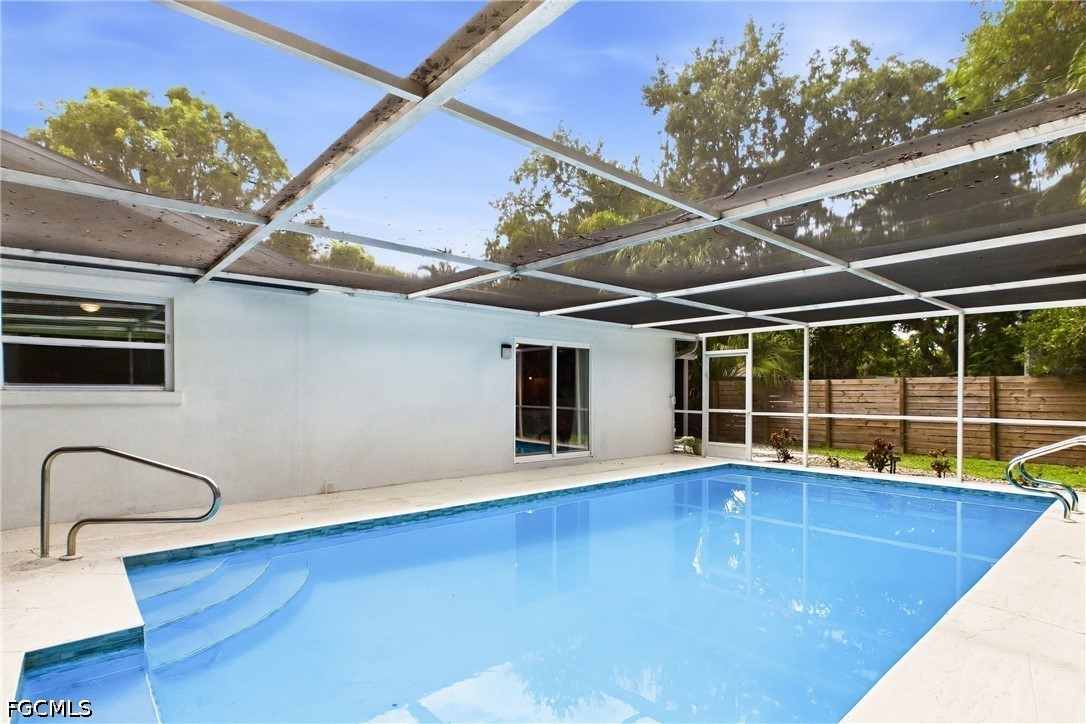 2926 Holly Road Fort Myers, FL 33901 - Photo 41 of 43 Gallery Image 41