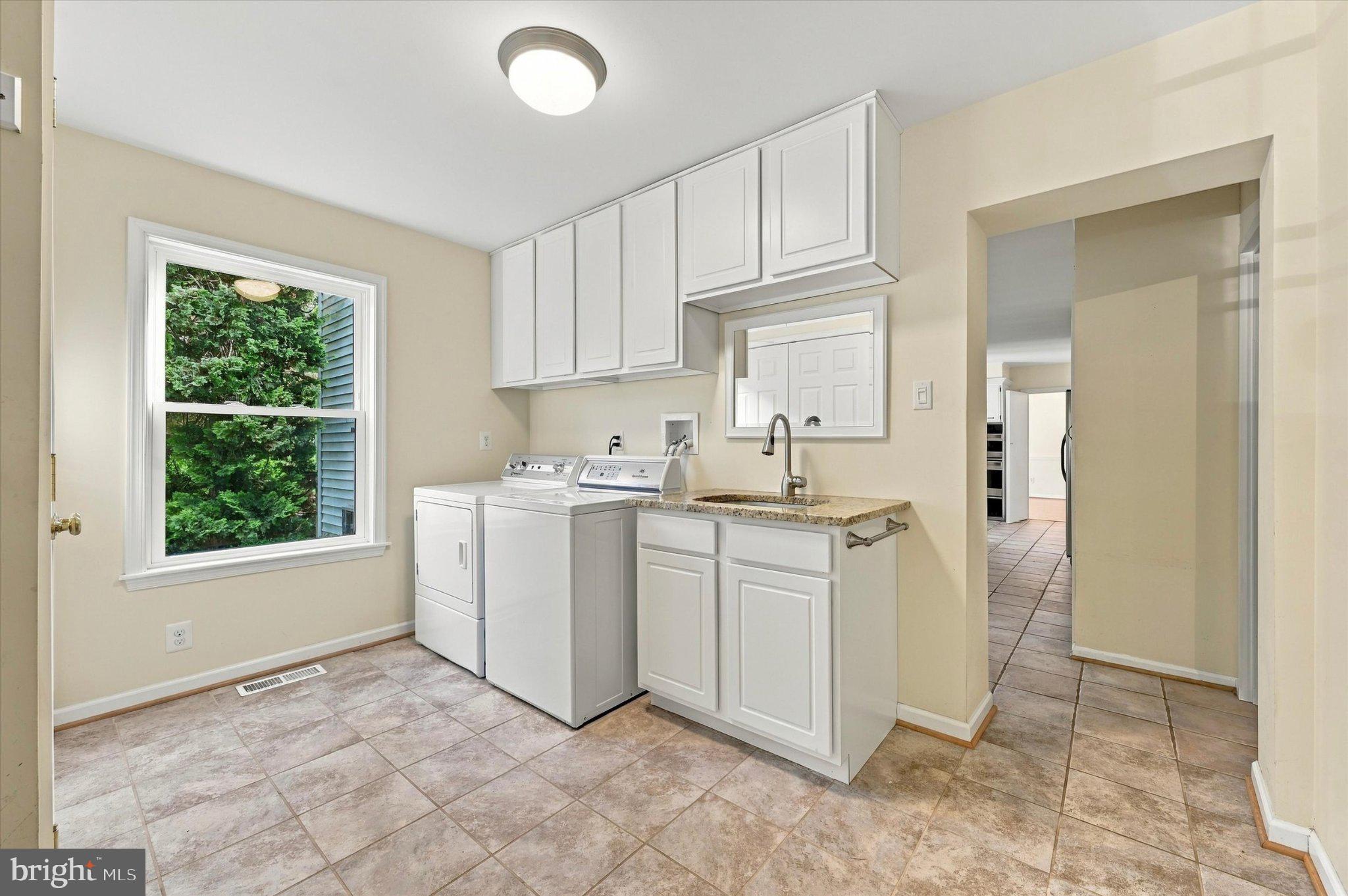 2224 North Stone Ridge Lane Villanova, PA 19085 - Photo 11 of 25 Mud Room