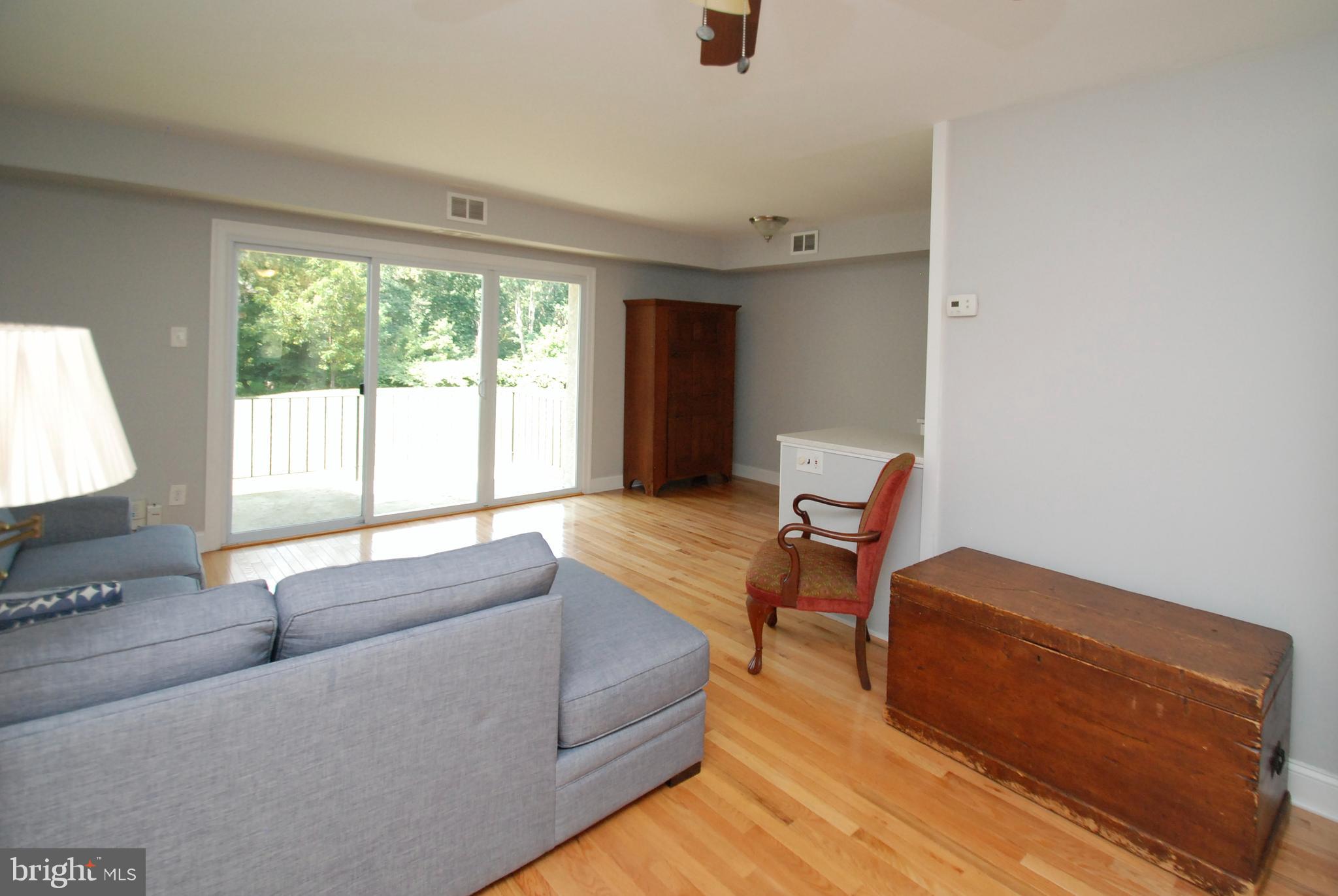 7302 Cresheim Road, Unit C4 Philadelphia, PA 19119 - Photo 3 of 29 living room