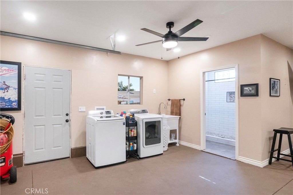11665 Valverda Avenue Riverside, CA 92505 - Photo 41 of 53 a view of a livingroom with furniture and a ceiling fan