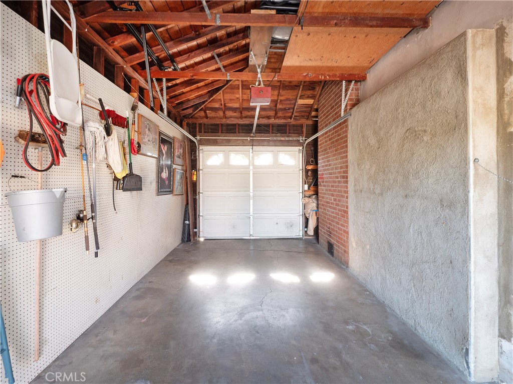 11665 Valverda Avenue Riverside, CA 92505 - Photo 45 of 52 a view of small space