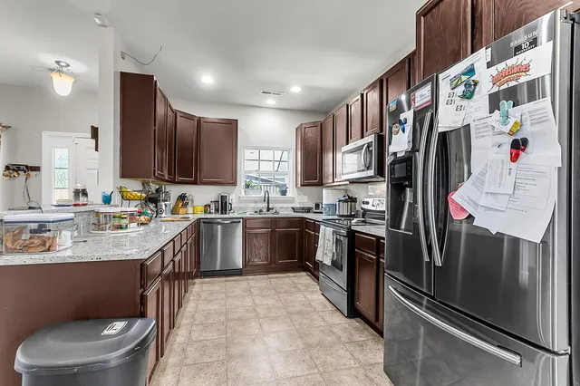 $355,000 | 642 Savannah River Drive, Summerville, SC 29485