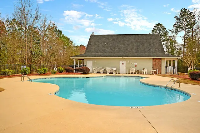 $355,000 | 642 Savannah River Drive, Summerville, SC 29485