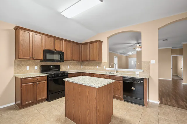 $1,975 | 20321 Merlin Falcon Trail, Pflugerville, TX 78660