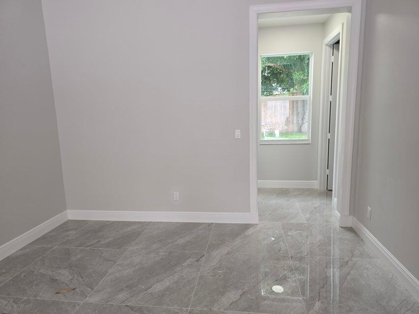 2605 Southwest Acco Road Port St. Lucie, FL 34953 - Photo 36 of 48 28