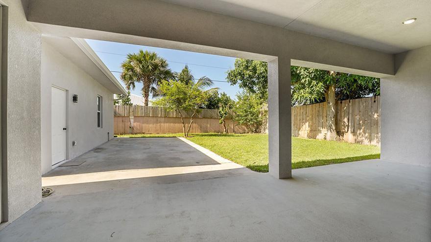 2605 Southwest Acco Road Port St. Lucie, FL 34953 - Photo 37 of 48 29