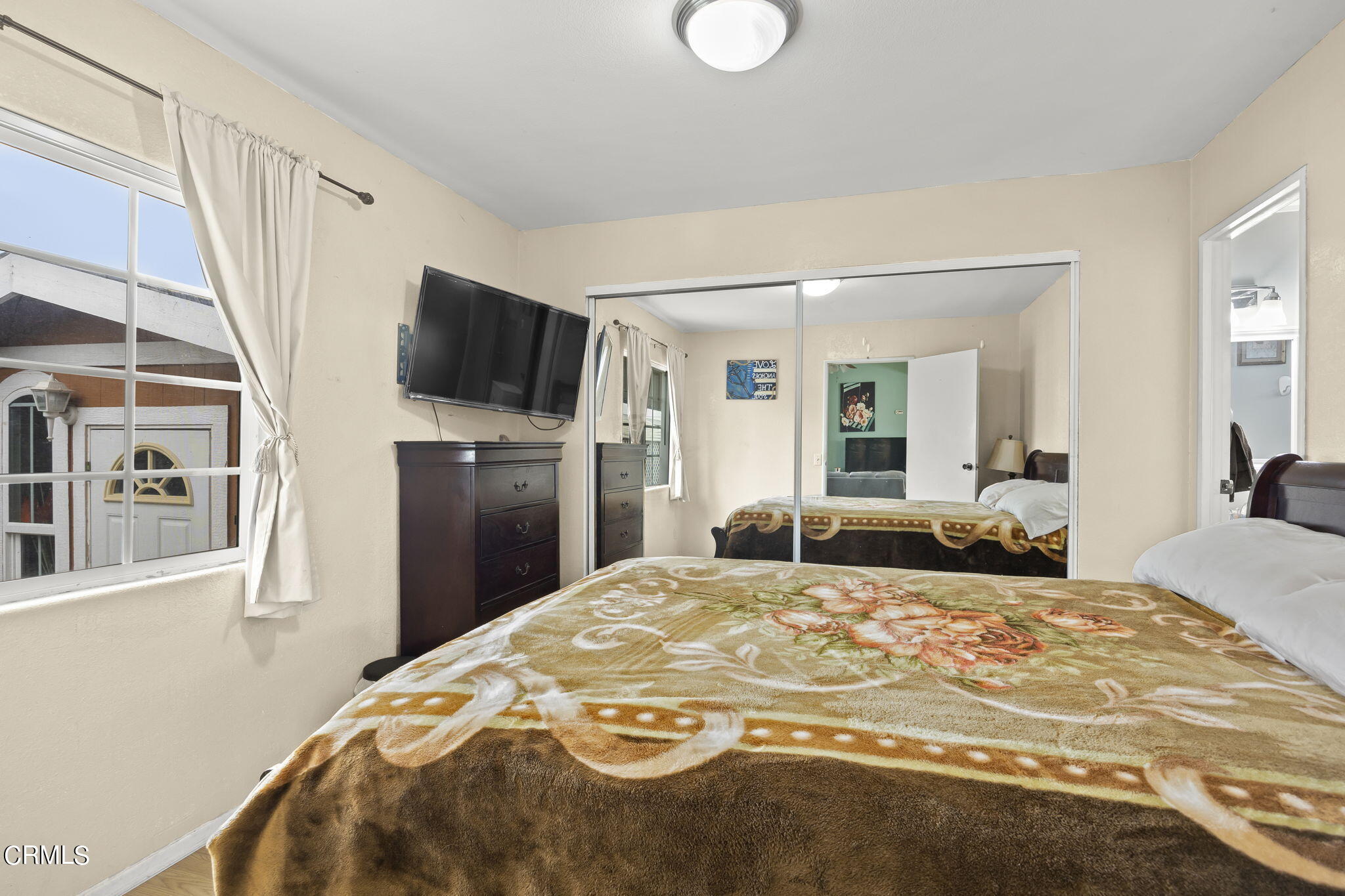 4147 Moreno Lane Oxnard, CA 93033 - Photo 14 of 22 19