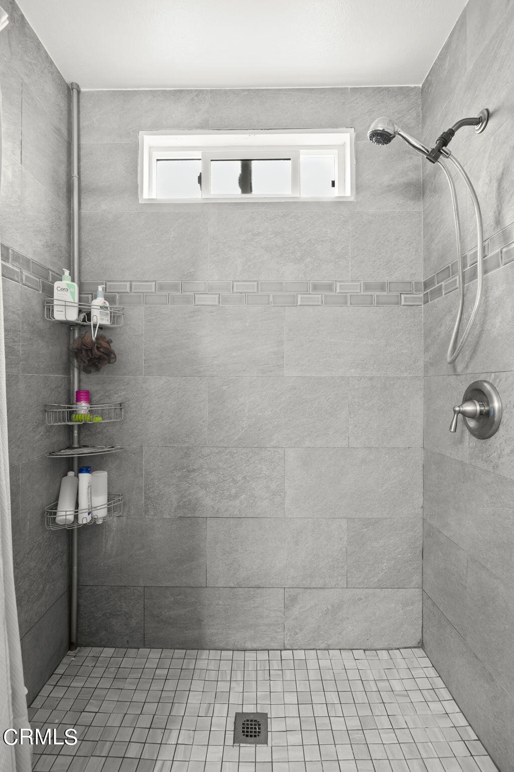 4147 Moreno Lane Oxnard, CA 93033 - Photo 16 of 22 22