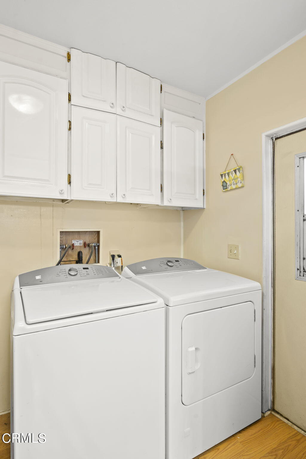 4147 Moreno Lane Oxnard, CA 93033 - Photo 10 of 22 14