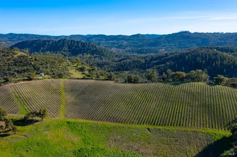 $4,950,000 | 18276 Highway 128, Unit A, Calistoga, CA 94515