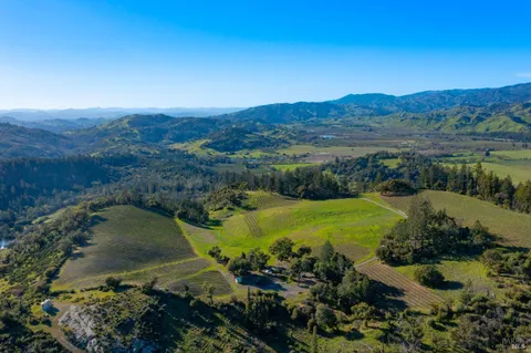 $4,950,000 | 18276 Highway 128, Unit A, Calistoga, CA 94515