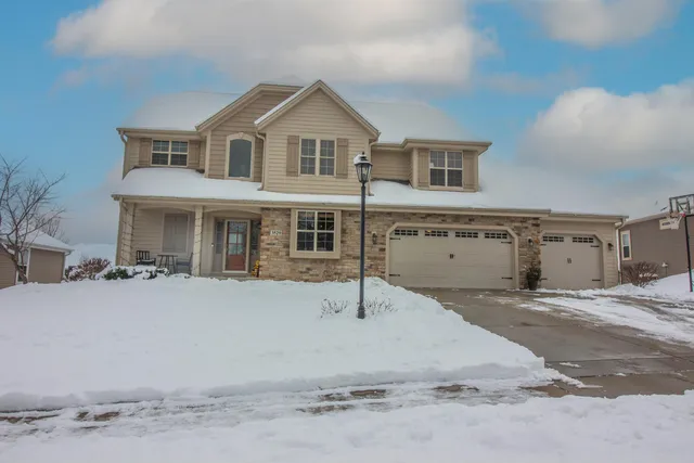 $624,900 | 3529 Madison Street, Waukesha, WI 53188