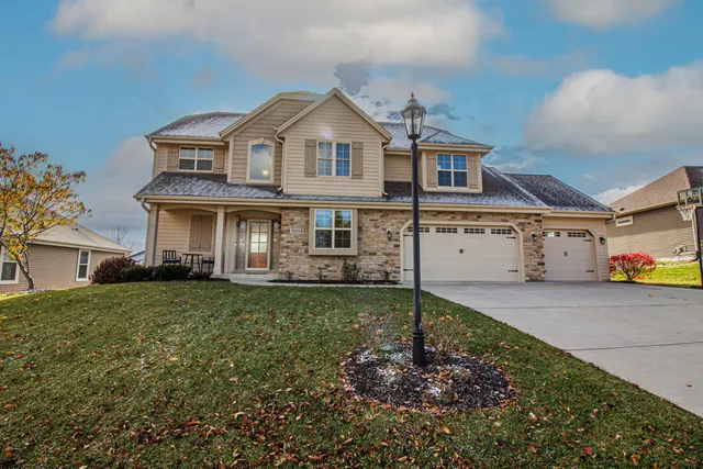 $624,900 | 3529 Madison Street, Waukesha, WI 53188