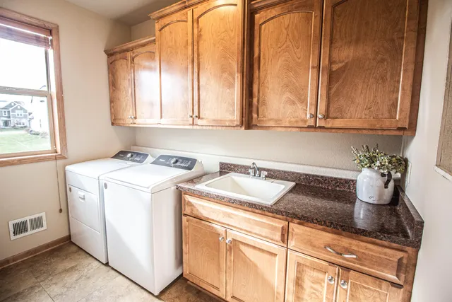 $624,900 | 3529 Madison Street, Waukesha, WI 53188