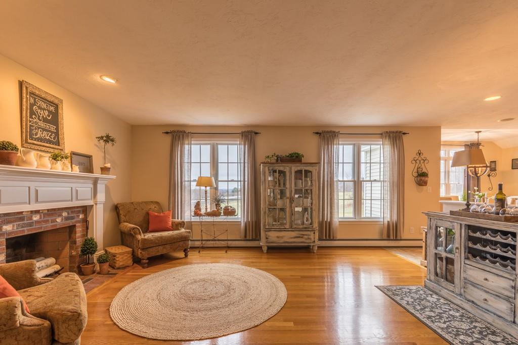 487 Fisher Road Fitchburg, MA 01420 - Photo 8 of 37