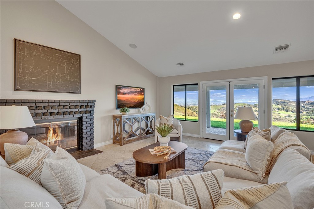 42253 Vía Nortada Temecula, CA 92590 - Photo 18 of 75