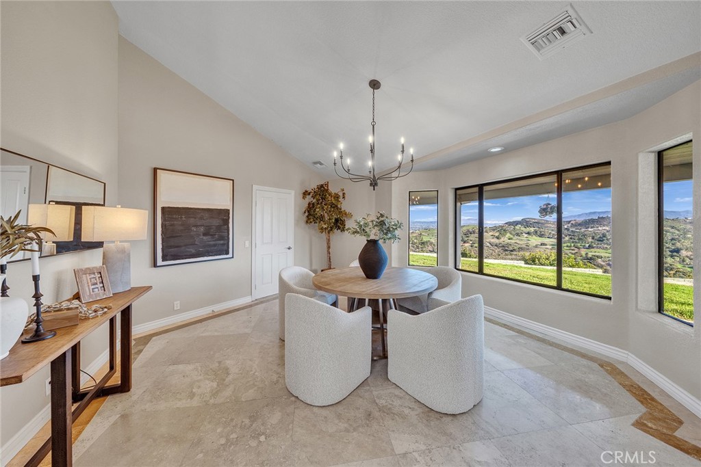 42253 Vía Nortada Temecula, CA 92590 - Photo 21 of 75