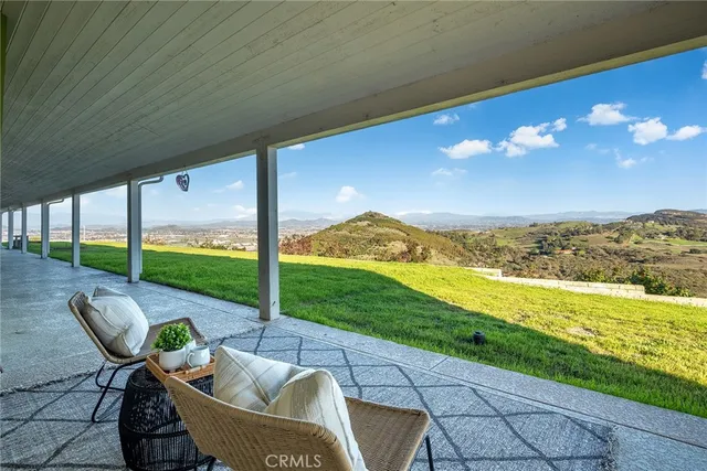 $1,999,900 | 42253 VÃa Nortada, Temecula, CA 92590